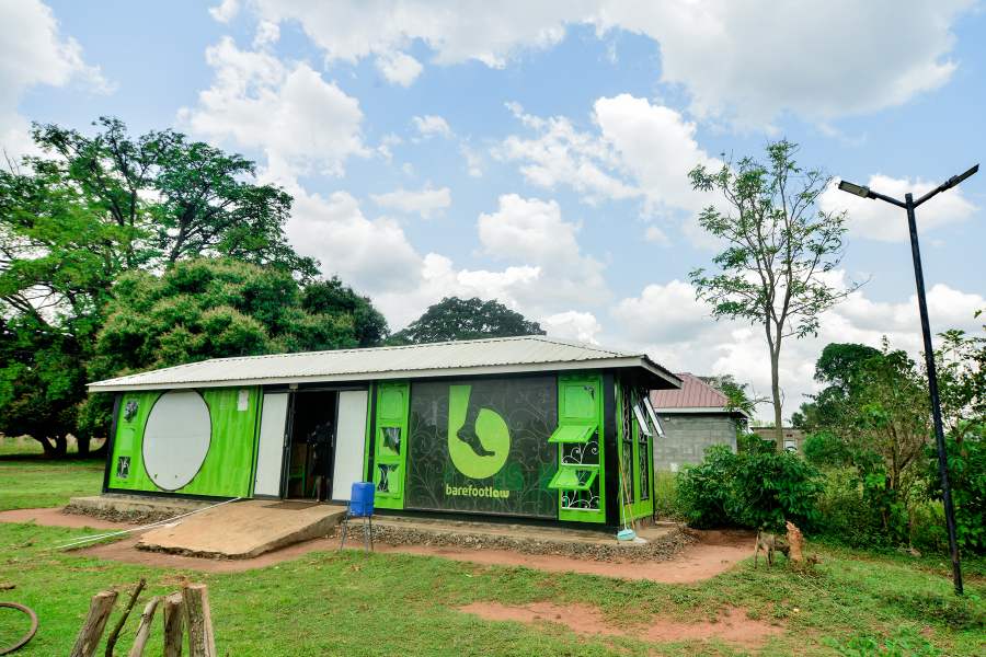 THE BAREFOOTLAW BOX